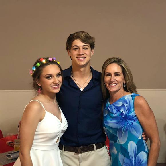 Meet your Posher, Carson - Picture 1 of 1